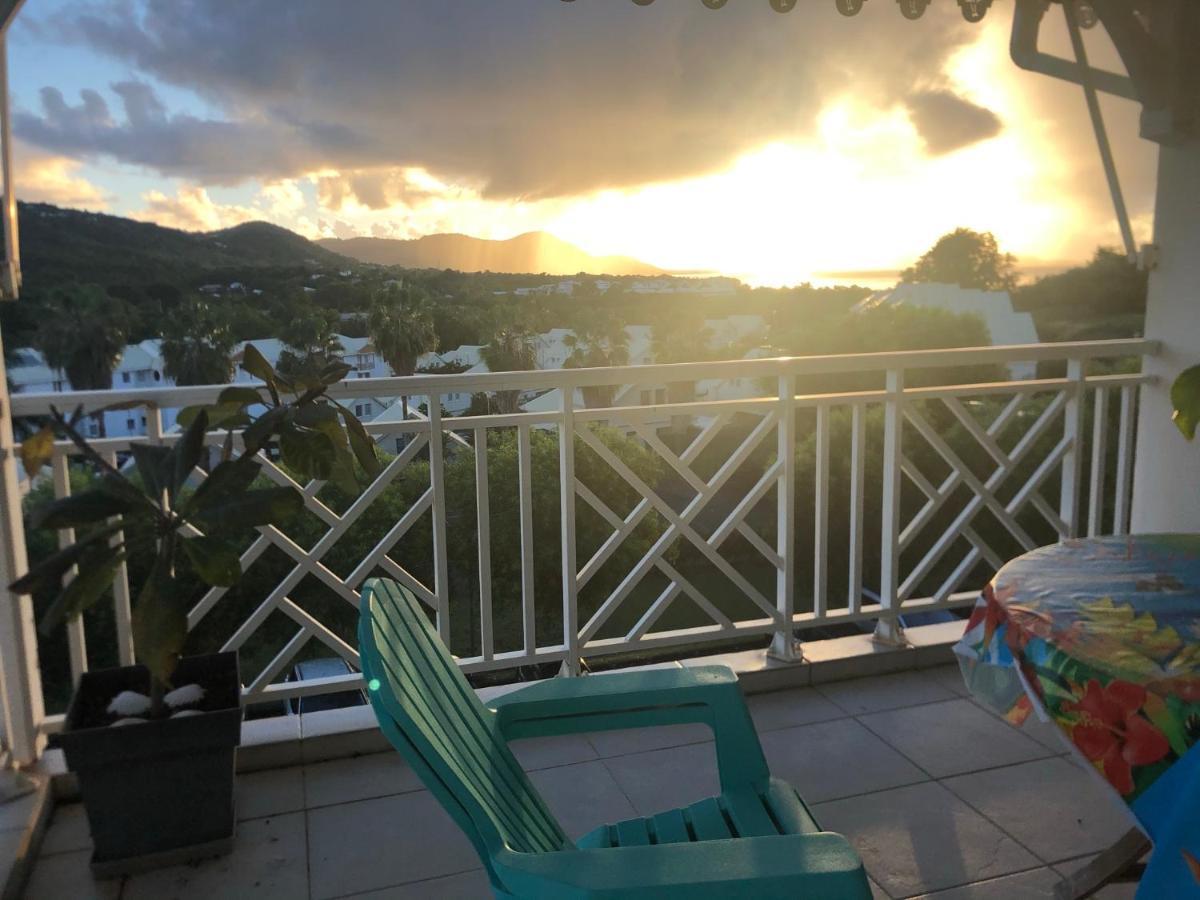Sunny Cottage, Belle Terrasse, Proche Et Vue Mer Sainte-Luce Luaran gambar