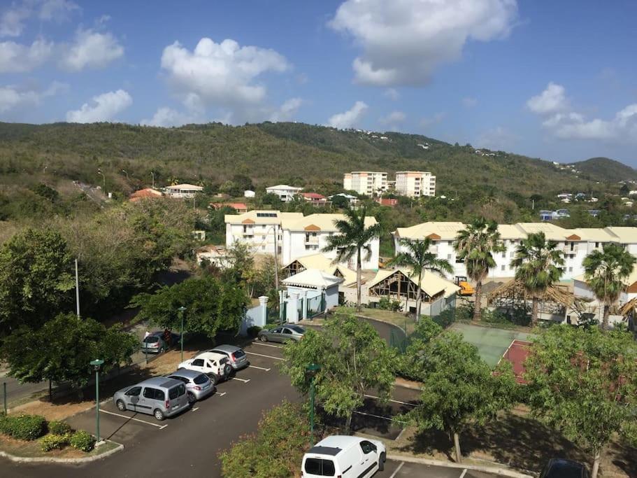 Sunny Cottage, Belle Terrasse, Proche Et Vue Mer Sainte-Luce Luaran gambar
