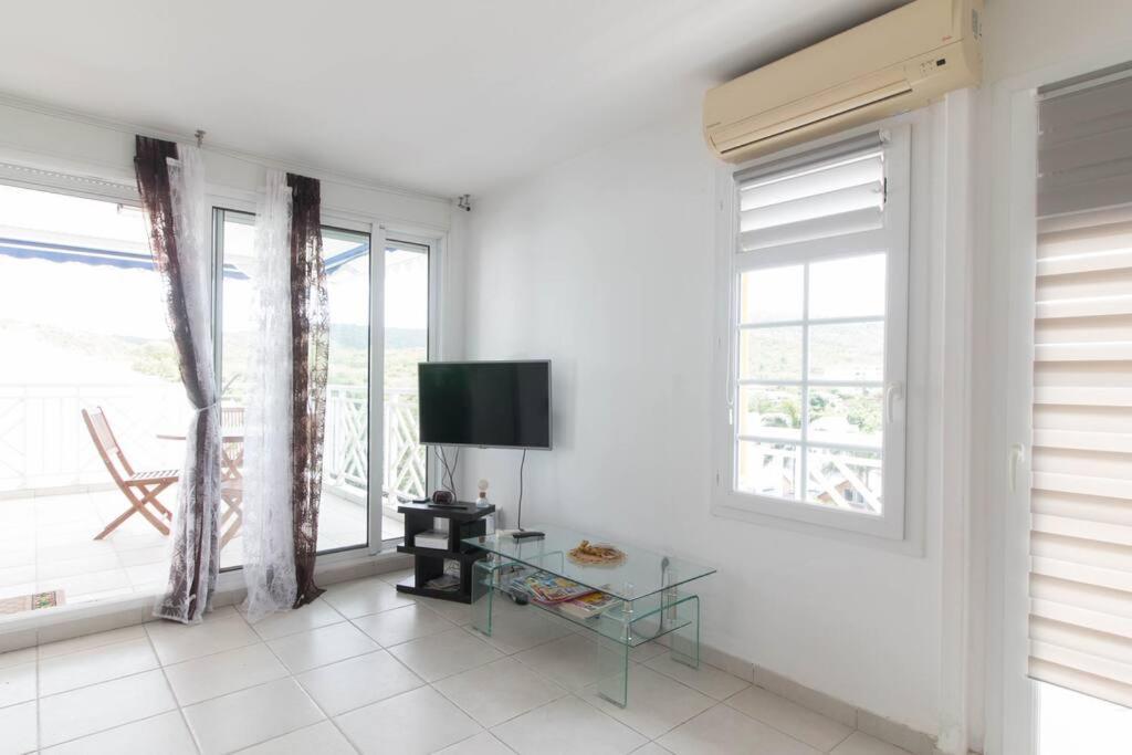 Sunny Cottage, Belle Terrasse, Proche Et Vue Mer Sainte-Luce Luaran gambar