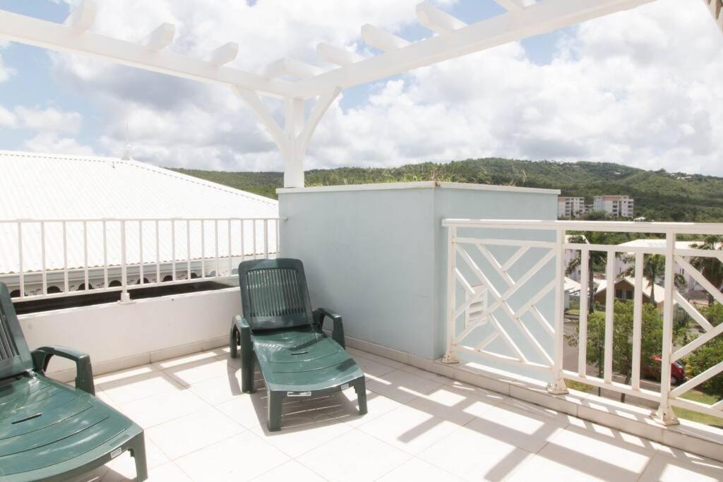 Sunny Cottage, Belle Terrasse, Proche Et Vue Mer Sainte-Luce Luaran gambar