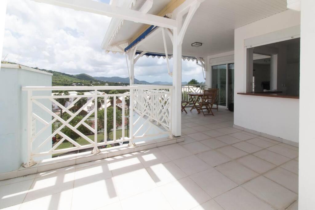 Sunny Cottage, Belle Terrasse, Proche Et Vue Mer Sainte-Luce Luaran gambar