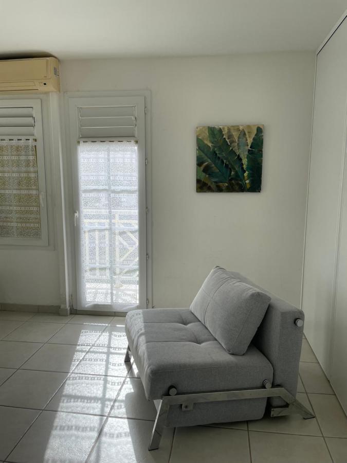 Sunny Cottage, Belle Terrasse, Proche Et Vue Mer Sainte-Luce Luaran gambar